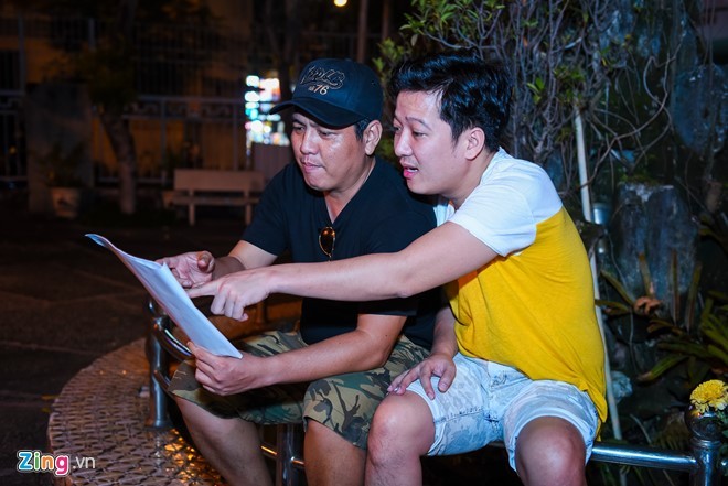 Truong Giang di dep le lai xe hop den tap liveshow-Hinh-2